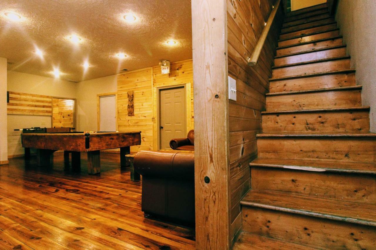 Lazy Bear Cabin 塞维尔维尔 外观 照片
